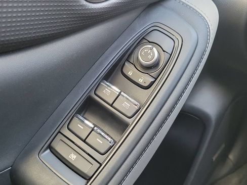 Used 2023 Subaru Forester Limited AWD/4WD image 22