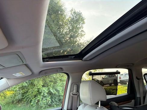 Used 2021 Honda CR-V EX-L image 6