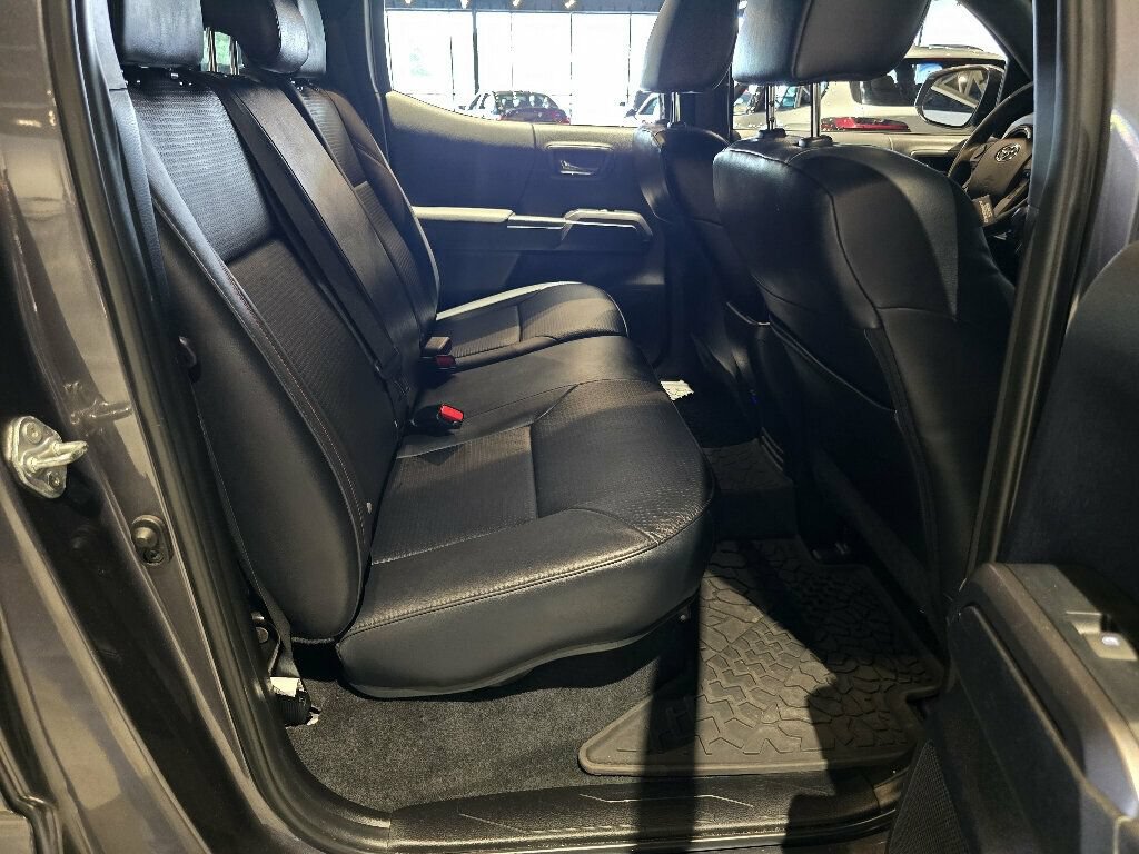 Used 2023 Toyota Tacoma TRD Pro AWD/4WD image 28