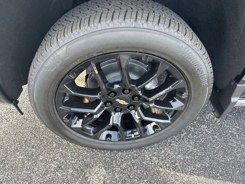 New 2025 Chevrolet Silverado 1500 High Country image 53