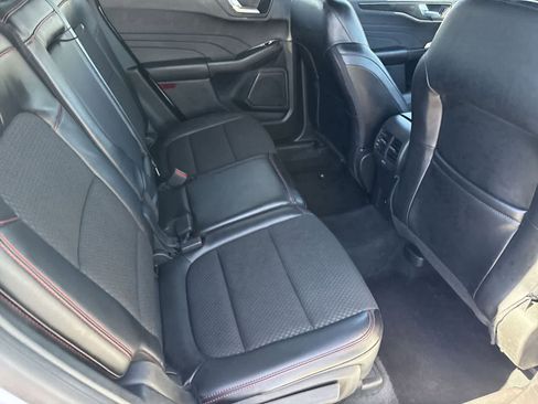 Used 2023 Ford Escape ST-Line image 13