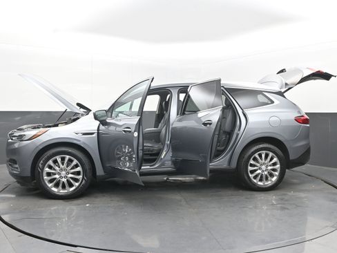 Used 2018 Buick Enclave Premium w/ Experience Buick Package image 39