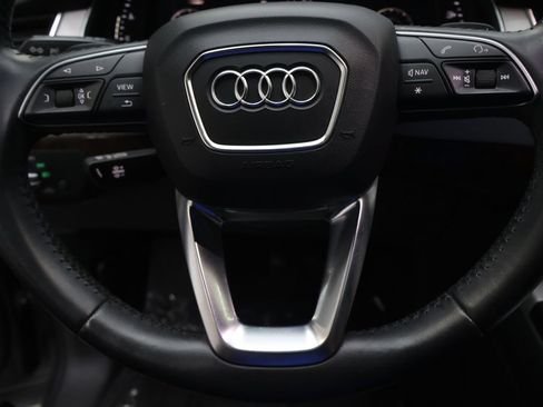 Used 2019 Audi Q7 2.0T Premium Plus w/ Premium Plus Package AWD/4WD image 19