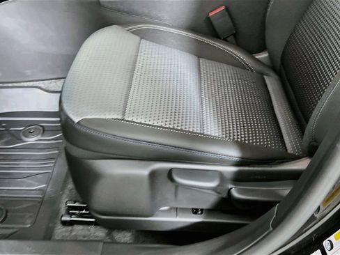 New 2026 Chevrolet Trax LT w/ Driver Confidence Package FWD image 18