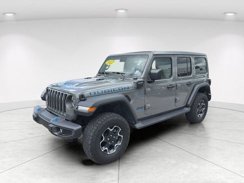 Used 2022 Jeep Wrangler Unlimited Rubicon 4xe w/ Cold Weather Group AWD/4WD image 8