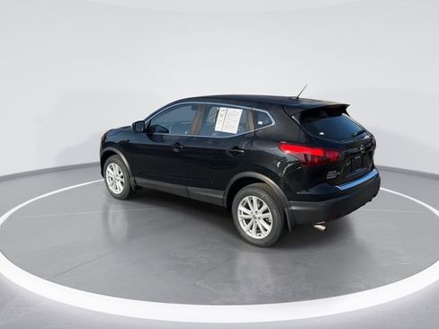 Used 2018 Nissan Rogue Sport S w/ S Appearance Package image 5