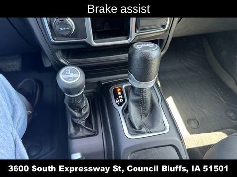 Used 2018 Jeep Wrangler Unlimited Sport AWD/4WD image 27