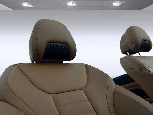 Certified 2021 BMW 430i Convertible w/ Parking Assistance Package image 26