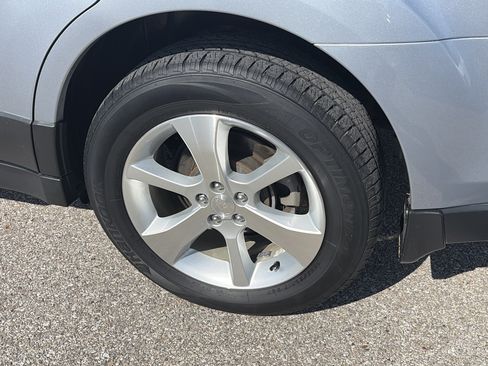 Used 2014 Subaru Outback 2.5i Limited AWD/4WD image 9