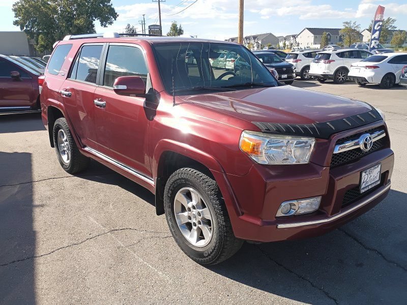 Used 2013 Toyota 4Runner SR5 AWD/4WD image 6