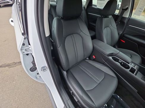 New 2026 Hyundai Sonata Limited FWD image 19
