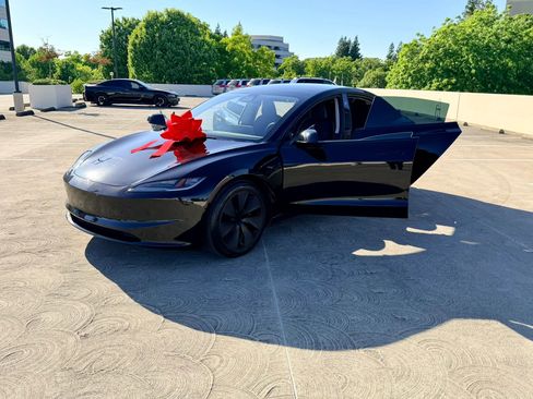 Used 2024 Tesla Model 3 Long Range AWD/4WD image 45