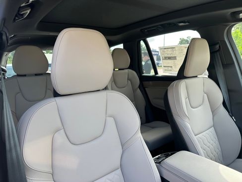 Used 2026 Volvo XC90 B6 Plus w/ Protection Package Premier image 9