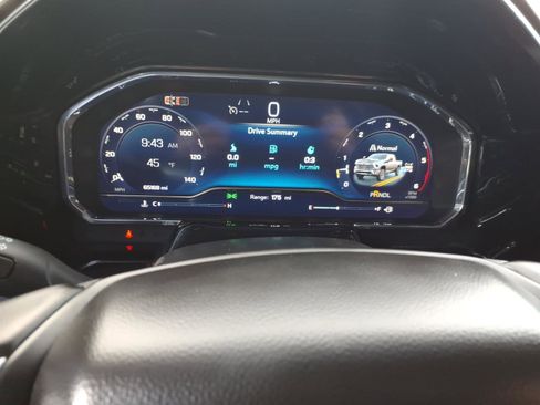 Used 2024 Chevrolet Silverado 2500 LT image 25