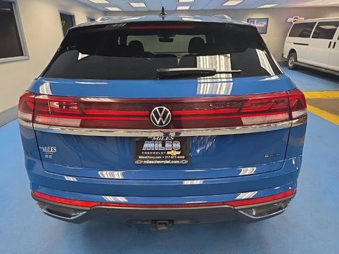 Used 2026 Volkswagen Atlas Cross Sport SE AWD/4WD image 8