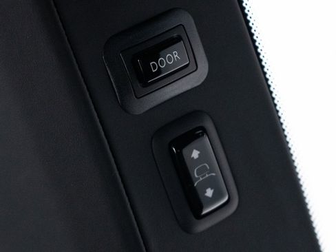 New 2026 Rolls-Royce Cullinan Black Badge image 33