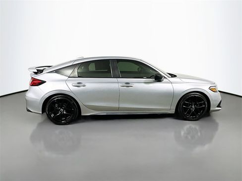 Used 2023 Honda Civic Sport image 7