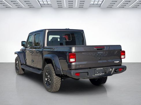 New 2026 Jeep Gladiator Sport AWD/4WD image 5