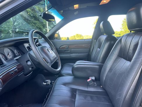Used 2003 Mercury Grand Marquis LS RWD image 16