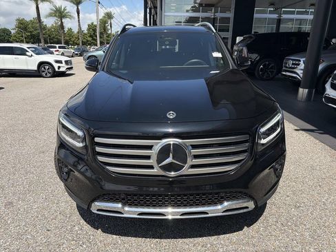 Used 2025 Mercedes-Benz GLB 250 image 2
