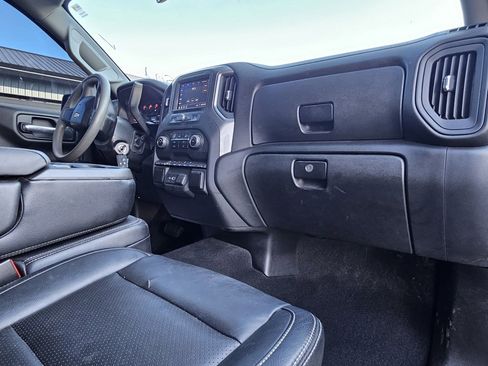 Used 2021 Chevrolet Silverado 1500 Custom w/ LPO, Dark Essentials Package image 18