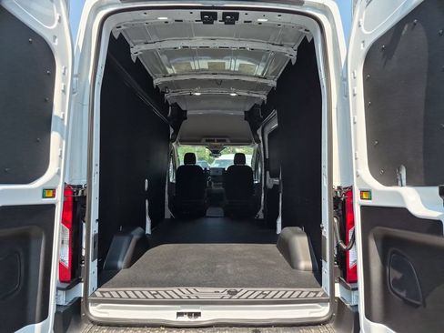 New 2026 Ford Transit 250 148 High Roof w/ Load Area Protection Package RWD image 22