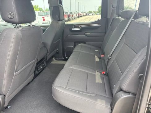 Used 2023 Chevrolet Silverado 1500 RST AWD/4WD image 15