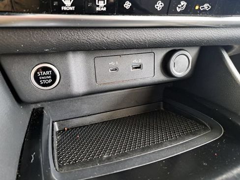 Used 2023 Nissan Rogue SV AWD/4WD image 13