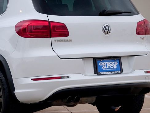 Used 2017 Volkswagen Tiguan Sport image 31