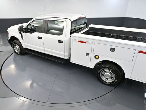 Used 2019 Ford F250 XL w/ Power Equipment Group image 58