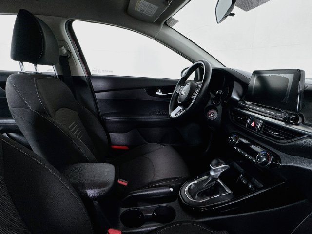 Used 2019 Kia Forte S FWD image 25