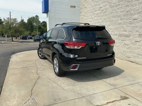 Used 2019 Toyota Highlander Limited Platinum AWD/4WD image 6