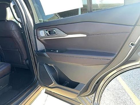 New 2026 Ford Explorer Platinum RWD image 18
