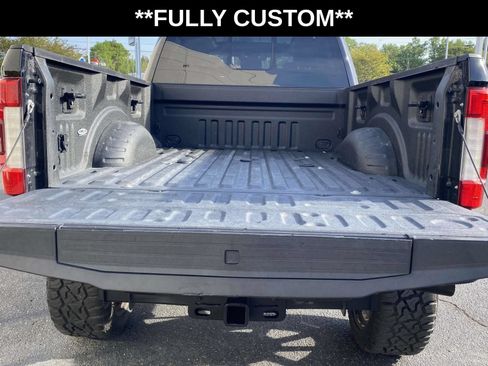 Used 2019 Ford F250 Limited AWD/4WD image 9