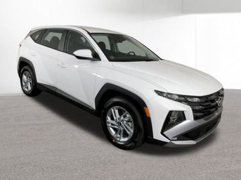 New 2026 Hyundai Tucson SE image 2