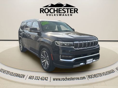 Used 2022 Jeep Grand Wagoneer Series III w/ Rear Seat Video Group 1 AWD/4WD image 8