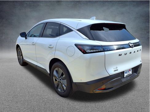 Used 2025 Nissan Murano SL AWD/4WD image 12