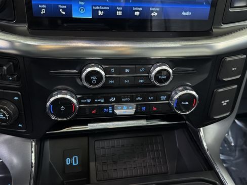 Used 2023 Ford F150 Lariat w/ Equipment Group 502A High AWD/4WD image 23