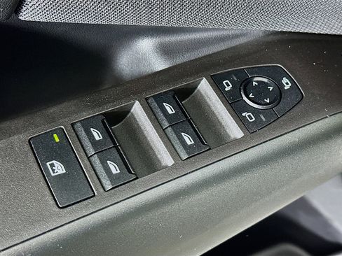 Used 2025 BMW X3 xDrive30i w/ Premium Package image 15