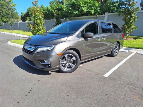 Used 2018 Honda Odyssey Touring image 1