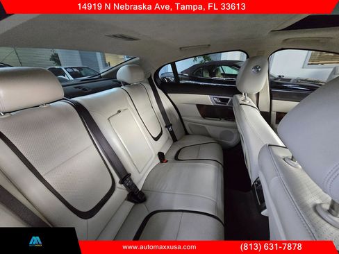 Used 2015 Jaguar XF Sport RWD image 35