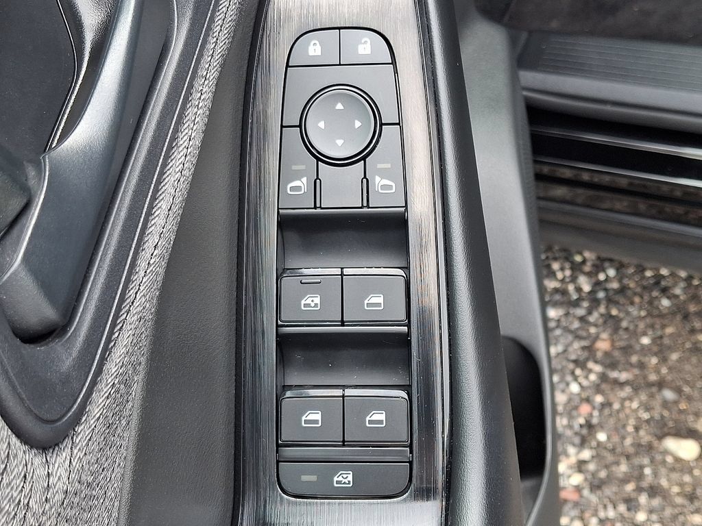 Certified 2023 Nissan Rogue S AWD/4WD image 25