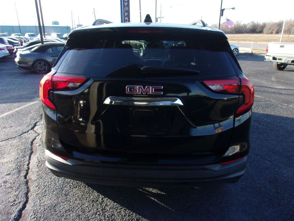 Used 2020 GMC Terrain SLE w/ Driver Convenience Package AWD/4WD image 5