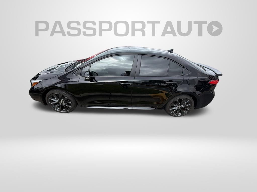 Certified 2026 Toyota Corolla SE FWD image 2