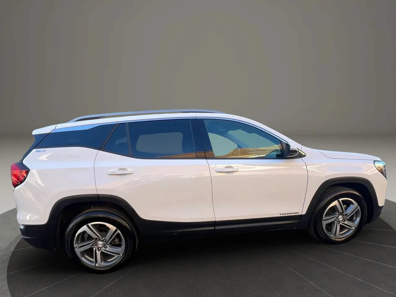 Used 2020 GMC Terrain SLT FWD image 6