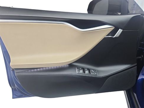 Used 2017 Tesla Model S 75D image 20