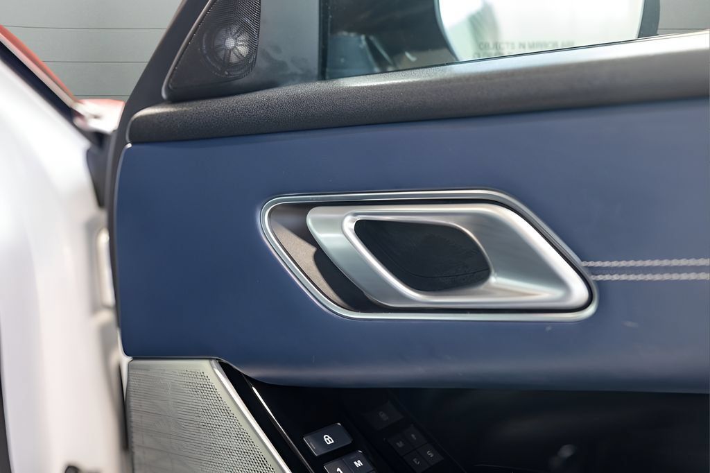Used 2021 Land Rover Range Rover Velar R-Dynamic HSE AWD/4WD image 74
