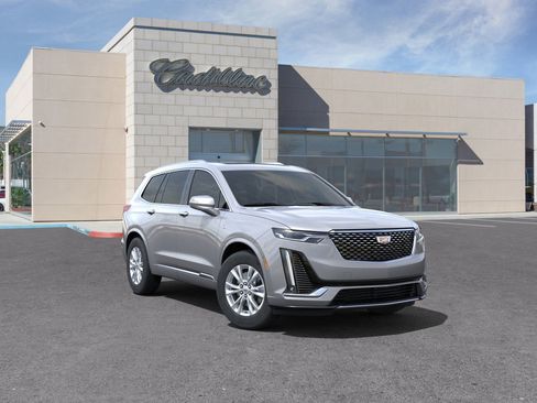 New 2025 Cadillac XT6 Luxury image 34
