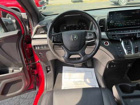 Used 2025 Honda Odyssey Sport-L image 13