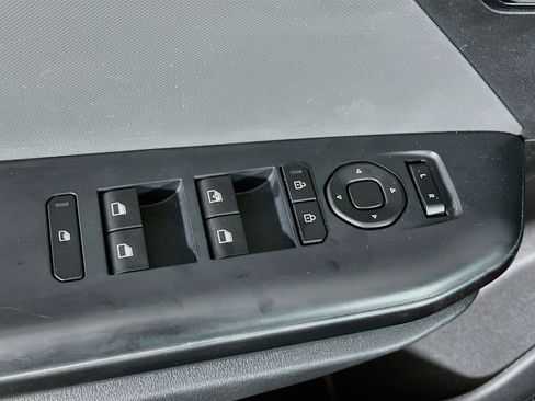 Used 2025 Kia K4 FWD image 15